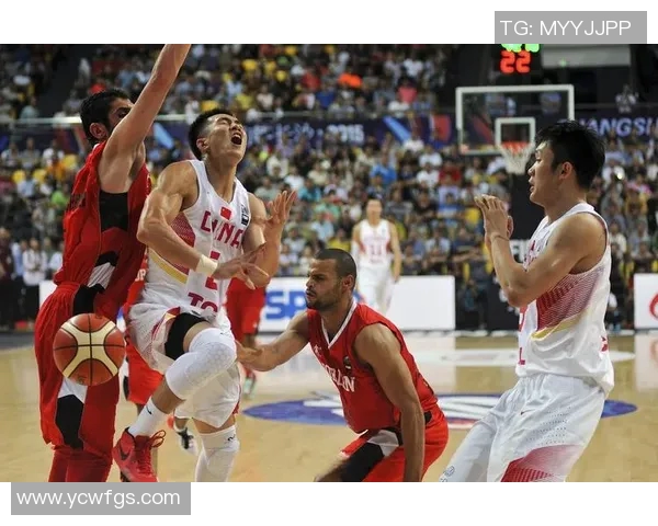 2019年中国男篮对阵热火队的精彩对决回顾与分析